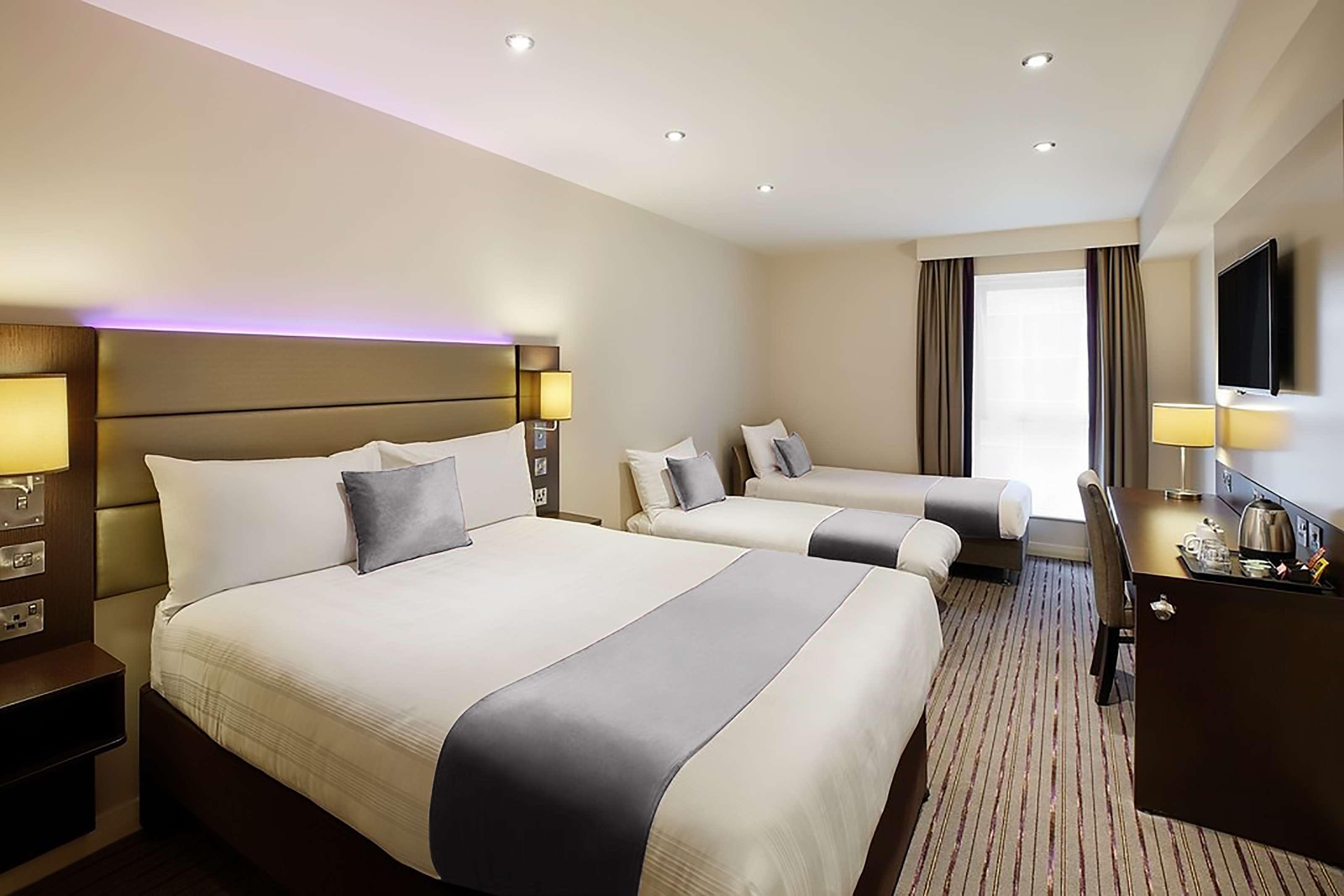 Hotel Fortune Huddersfield; Sure Collection By Western